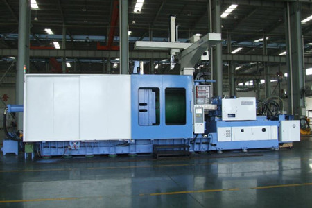 PVC管接頭注塑機啟動前需要做哪些準備工作？